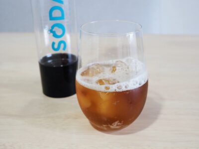 海外のウェルネス志向市場で注目、夏場を乗り切るスパークリング麦茶