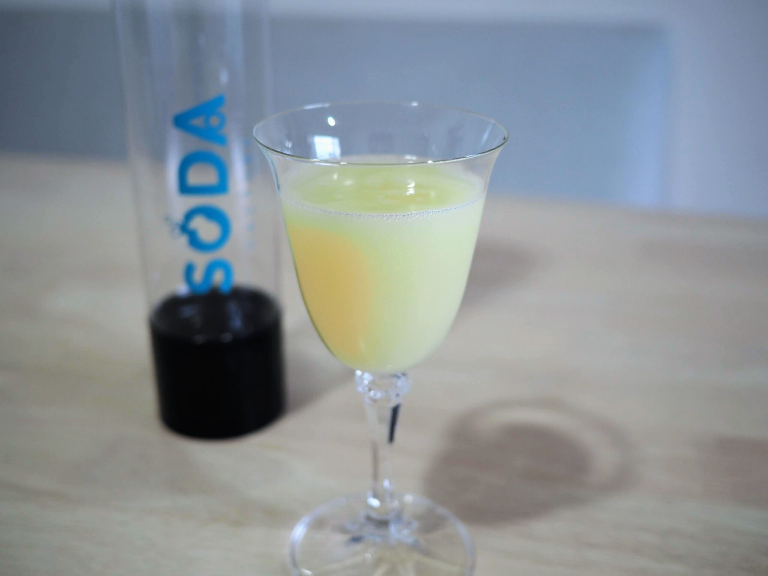 ノンアルコールのフルーツオレも炭酸化